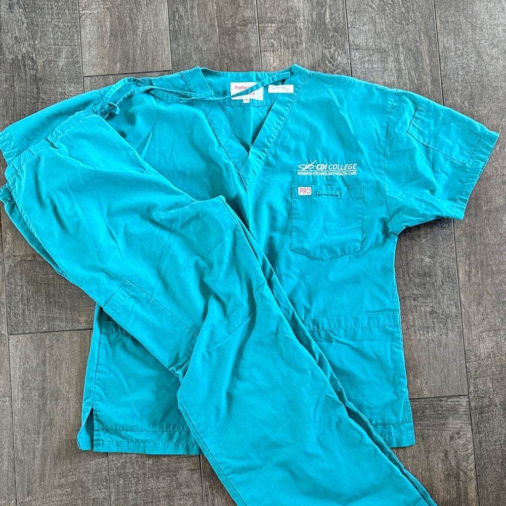Teal Scrub Set